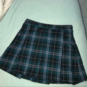 urban outfitters plaid mini skirt